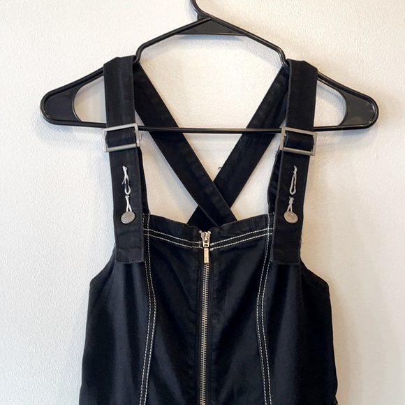 Black Denim Zip-up Overalls - Picture 3 of 5